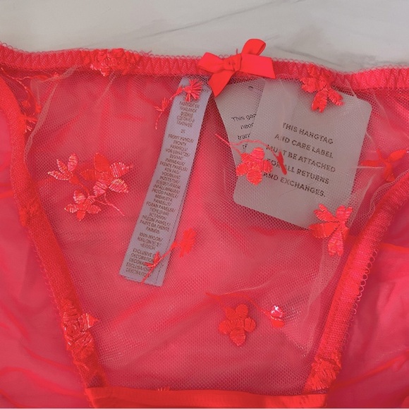 SavagexFenty Foiled Springs Embroidery String Bikini Panty-Neon Pink-Size 3X-NWT - Picture 3 of 7